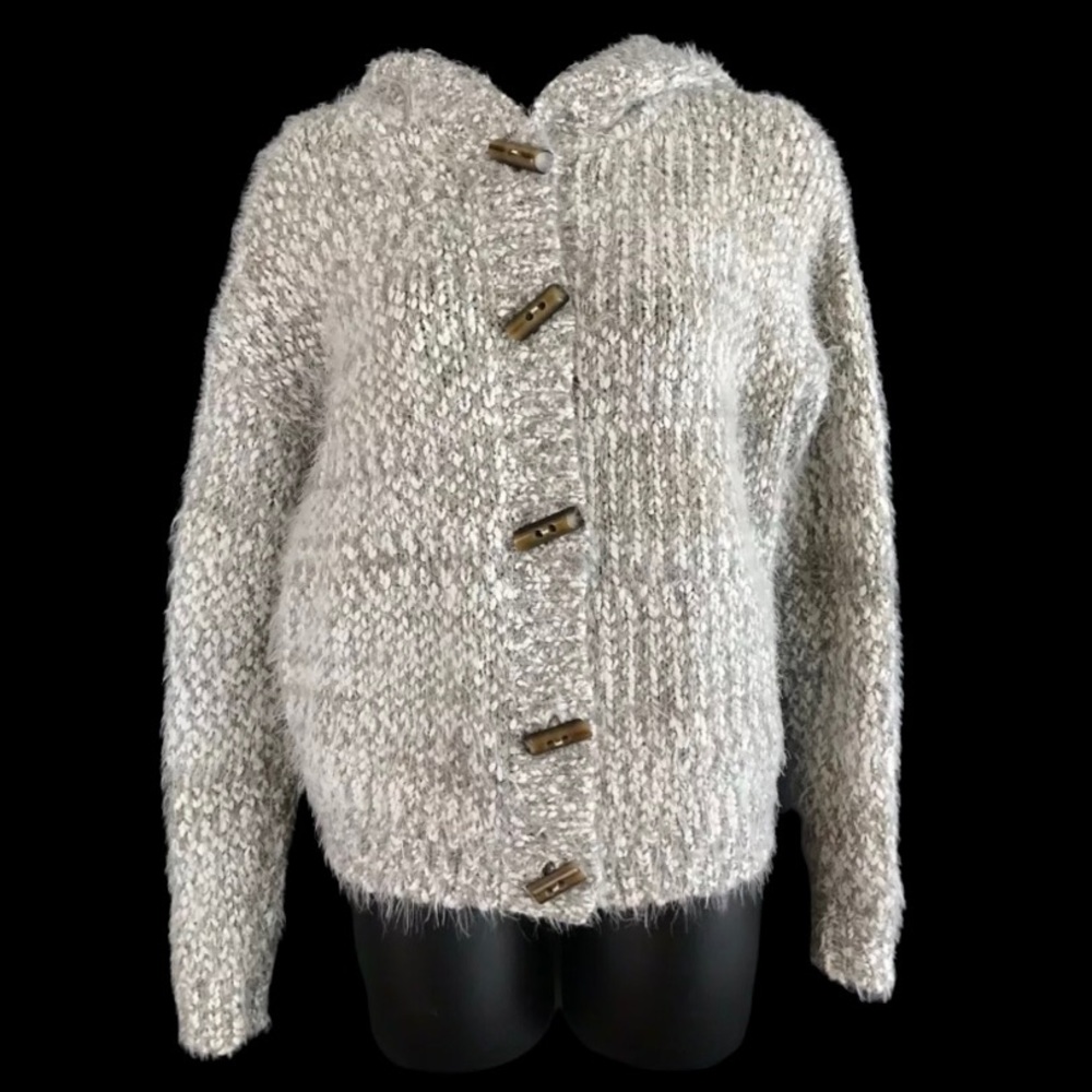 Forever 21 Contemporary Chunky Knit Cardigan size Small